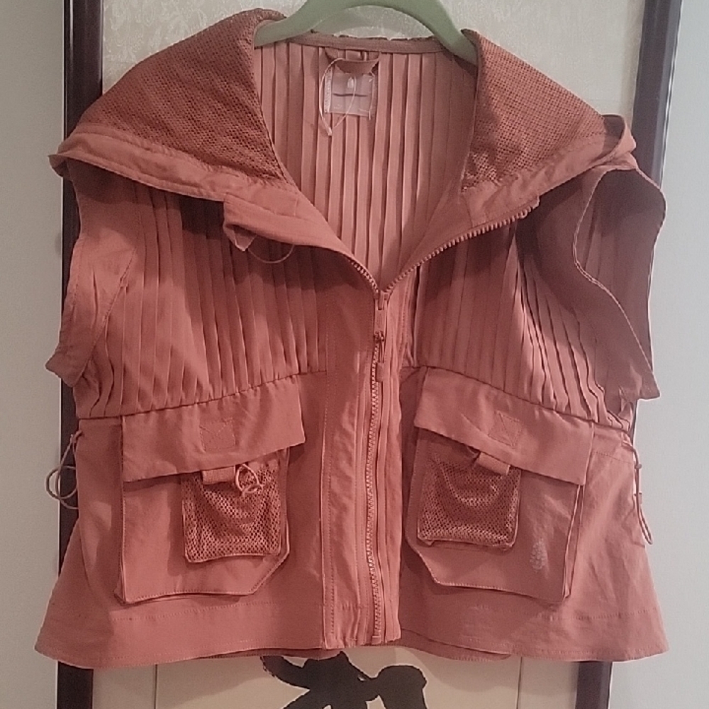 Nwot FREE PEOPLE MOVEMENT Hooded Vest